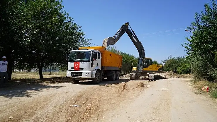 'Terminal Caddesinde yol genişletme çalışması yapıldı'