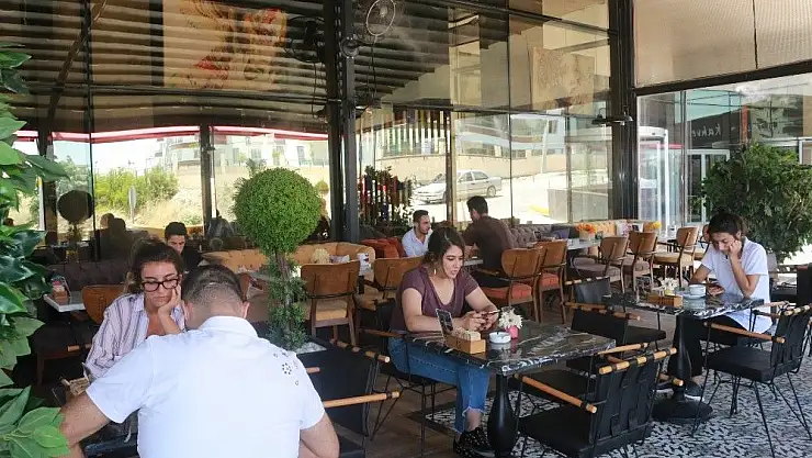 'Aşırı sıcak, fıskiyeli mekanlara yaradı'