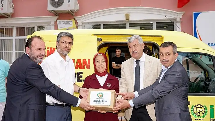'Büyükşehirden savaş mağdurlarına ilaç yardımı'