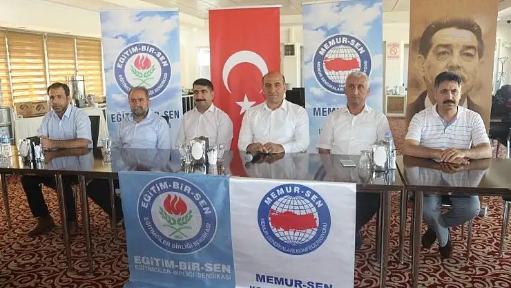 'Eğitim Bir- Sen yönetimi basın mensupları ile bir araya geldi'