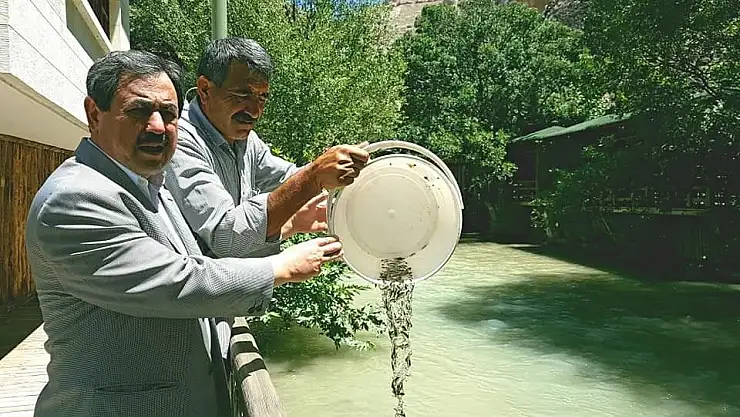 Darende Tohma çayına 25 bin balık bırakıldı