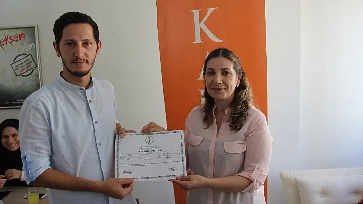 'Kadem `den işaret dili eğitimi'