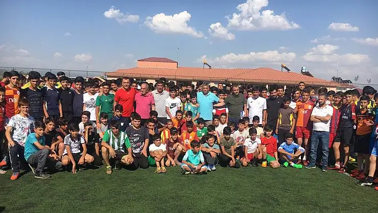'Evkur Yeni Malatyaspor´un Bingöl´deki seçmelerine büyük ilgi'
