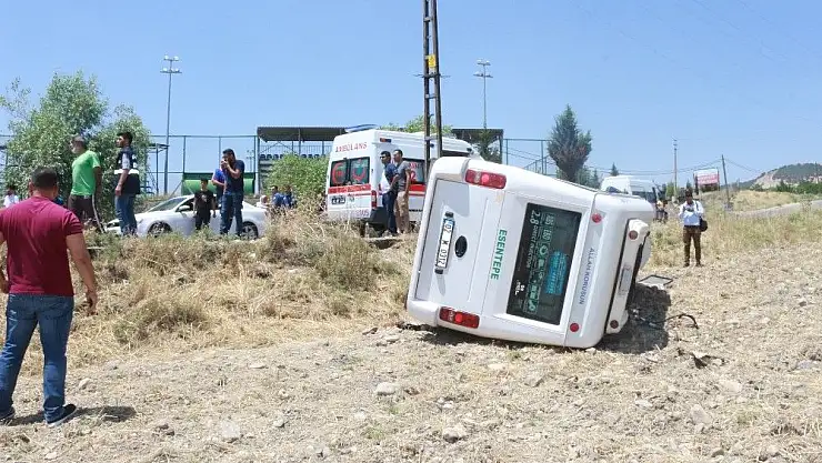 'Kapıdan düşerek minibüsün altında kalan yolcu hayatını kaybetti'