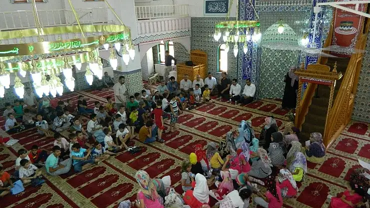 'Kur´an kursu öğrencileri 15 Temmuz şehitlerini unutmadı'