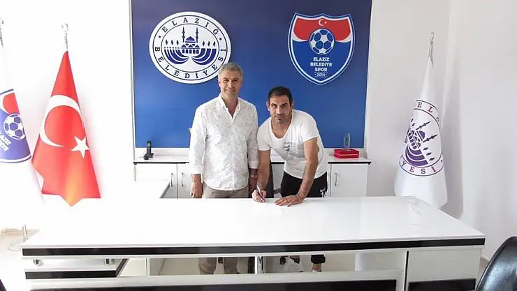 'Elaziz Belediyespor´da, Abdullah sözleşmesini uzattı'