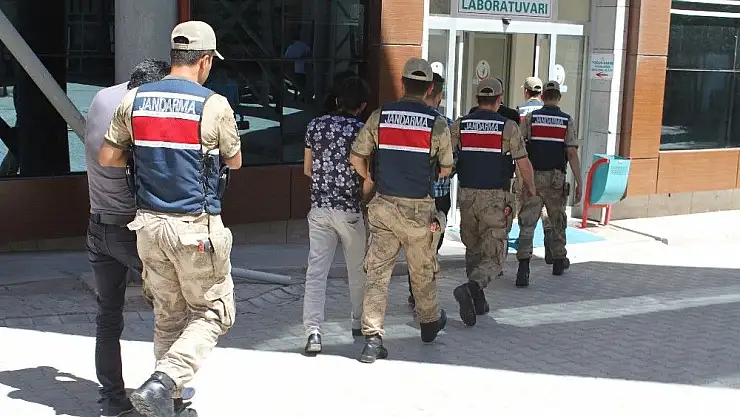 'Hassas terazili uyuşturucu taciri 2 şüpheli tutuklandı'