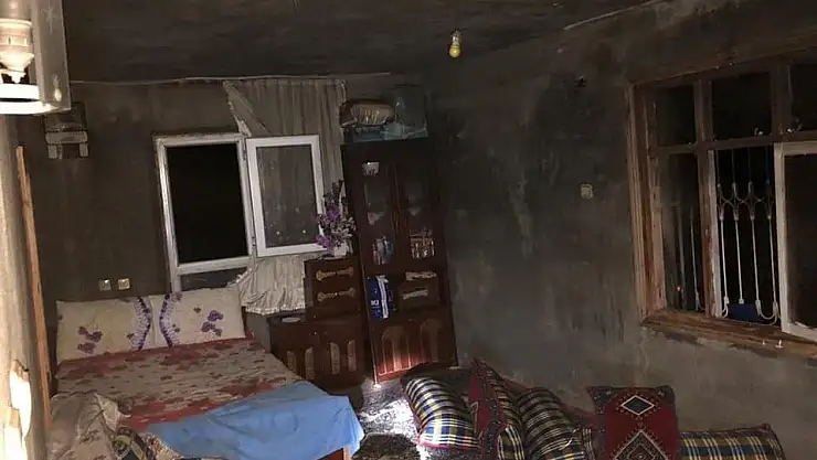 'Kahta´da çıkan yangın evi kül etti'