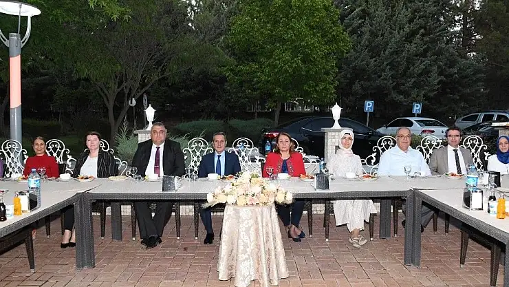 'Garnizon Komutanı Albay Kulalar´a veda yemeği'