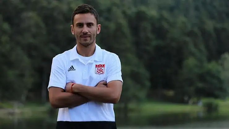 'Sivasspor, Rybalka ile 3 yıllık sözleşme imzaladı'