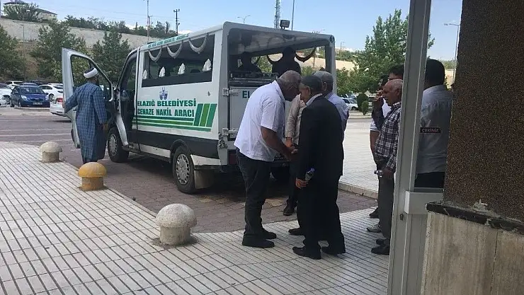 'Üzerine televizyon düşen çocuk hayatını kaybetti'