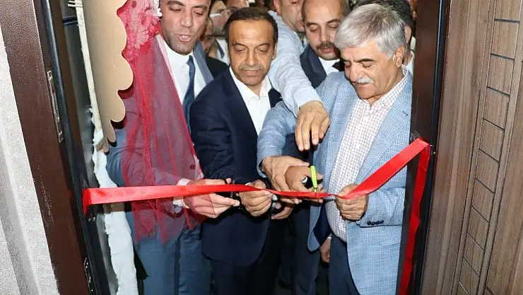 'Seçmen rahat ulaşsın diye ofis açtı'