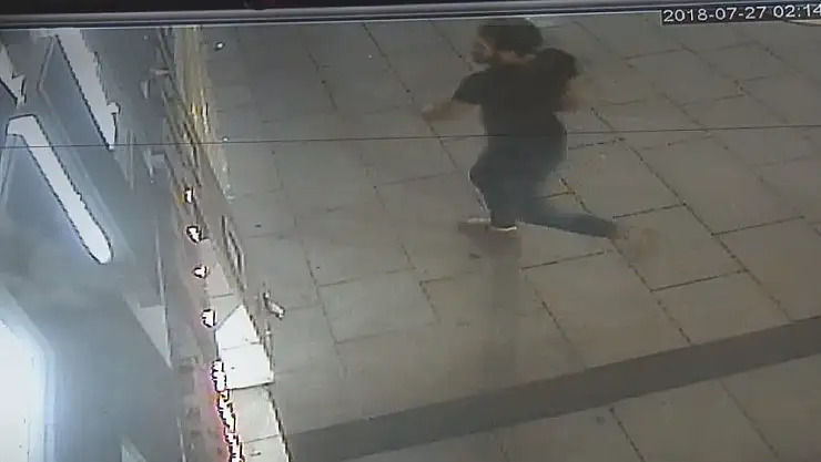 'Gözlerini kuyumcuda açtı'