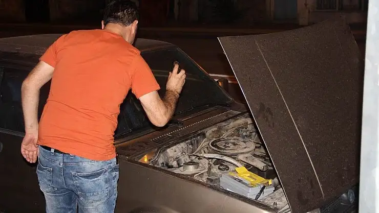 'Otomobile giren yılana biber gazlı müdahale'