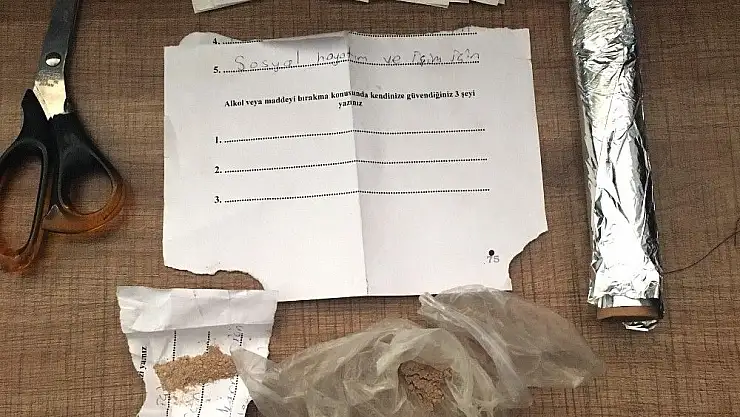 'Uyuşturucu satarken suçüstü yakalandı'