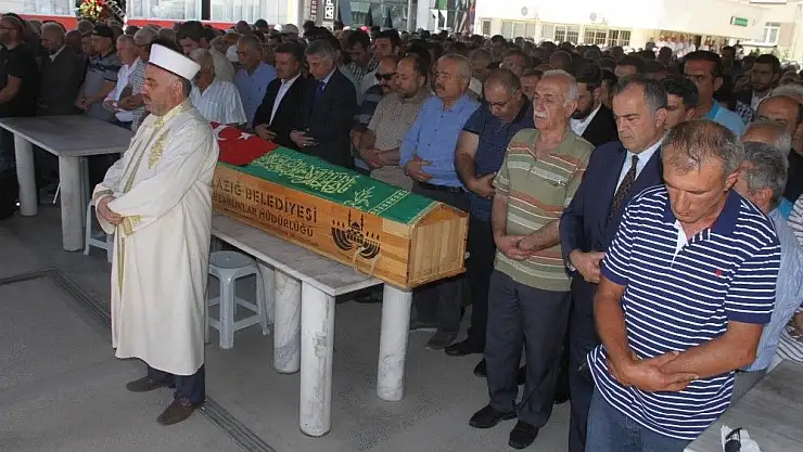 'Vazgeçilmiyor´un bestekarı Eroğlu son yolculuğuna uğurlandı'