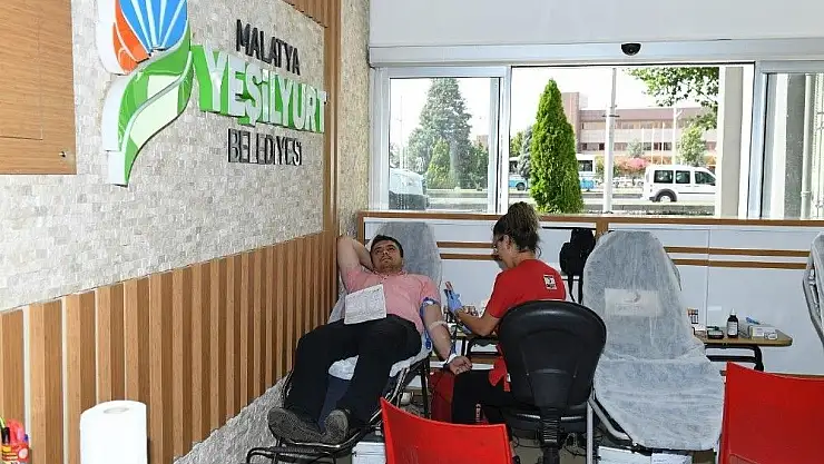 'Yeşilyurt Belediye personelleri kan bağışında bulundu'