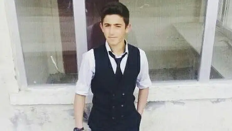 'Devrilen traktörün altında kalan lise öğrencisi öldü'