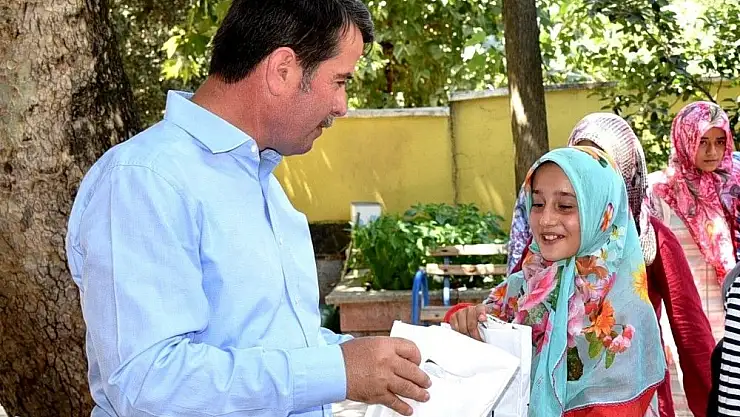 'Türkoğlu´nda Kuran kursu öğrencilerine yüzme eğitimi verilecek'