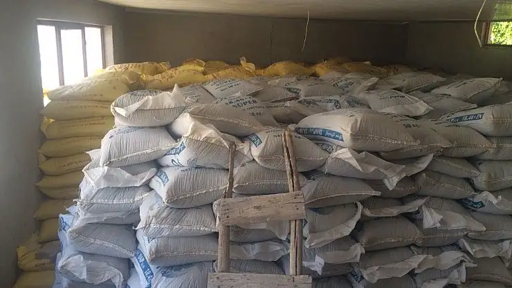 'Elbistan polisinden 500 bin liralık sahte gübre operasyonu'