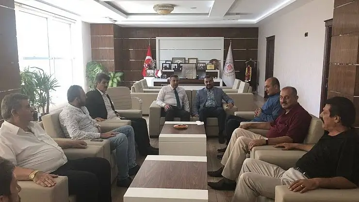 'Avşar´dan MHP´ye ziyaret'