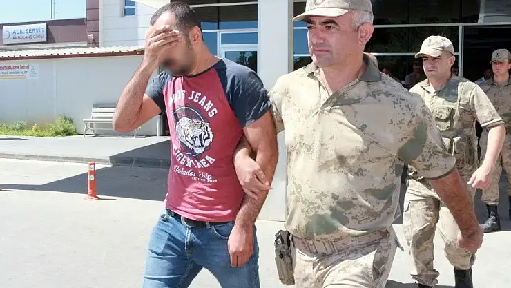 'Adıyaman´da mermer ocağını basan PKK´lılara yardım edenlere operasyon: 8 gözaltı'