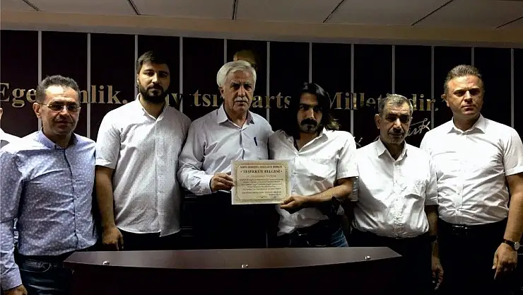 'Başkan Toprak´a teşekkür plaketi'