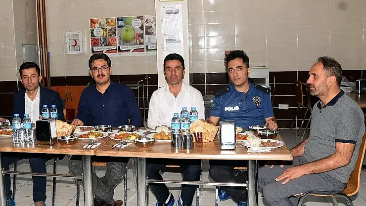 'Kaymakam Eşki´ye veda yemeği düzenlendi'