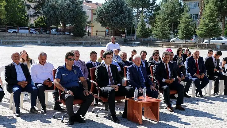 'Darende ve Hekimhan´da İlköğretim haftası kutlandı'
