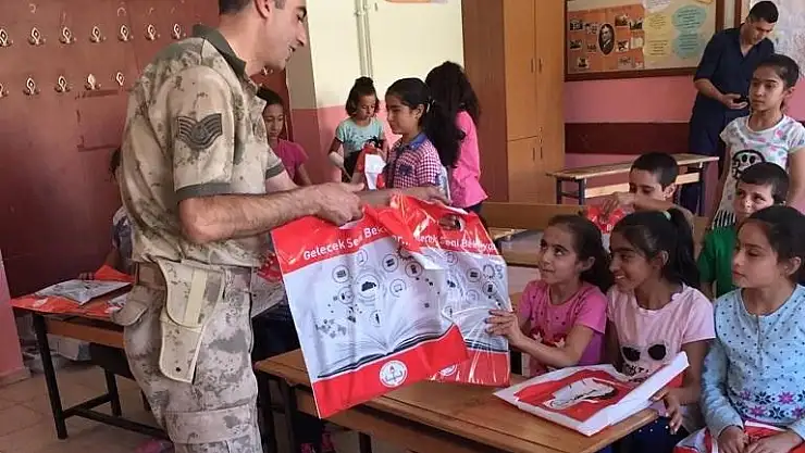 'Jandarma öğrencileri yalnız bırakmadı'