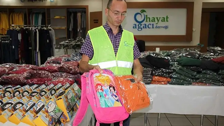 'Bin öğrenciye eğitimi desteği'