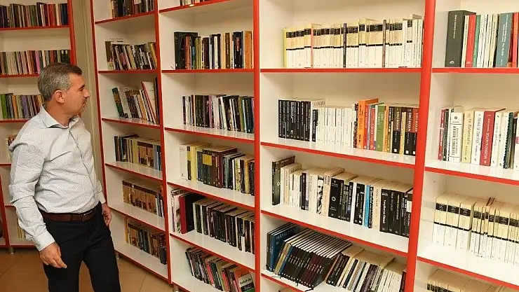 'Başkan Çınar´dan Fethi Gemuhluoğlu Bilgi Evine ziyaret'