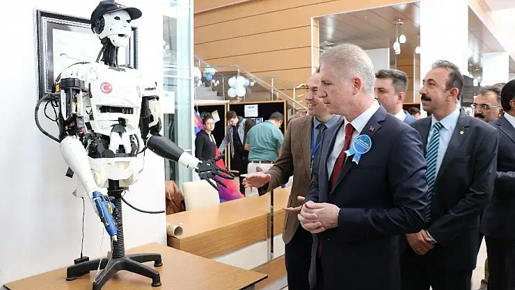 'Bilim şenliğinde gören ona koştu'