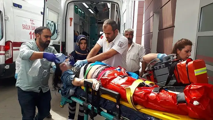 'Otomobilin çarptığı kadın öldü'