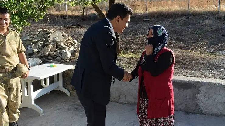 'Kaymakam Şahin´den şehitlik ziyareti'