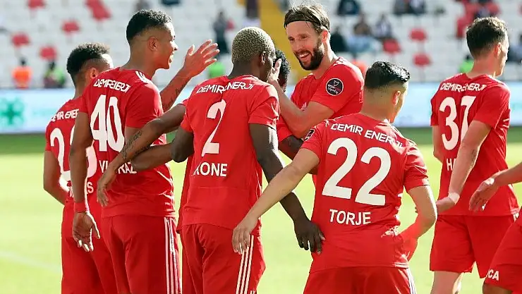 'Spor Toto Süper Lig: DG Sivasspor: 2 - Bursaspor: 0 (Maç sonucu)'