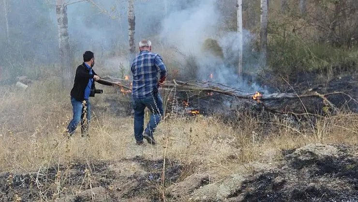 'Yangını ormana sıçramadan gazeteciler söndürdü'