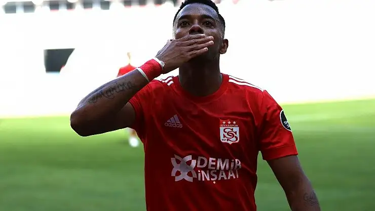 'Robinho suskunluğunu bozdu'
