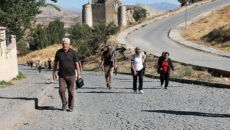 'UNESCO listesine giren Harput´a sonbaharda bile ilgi azalmadı'