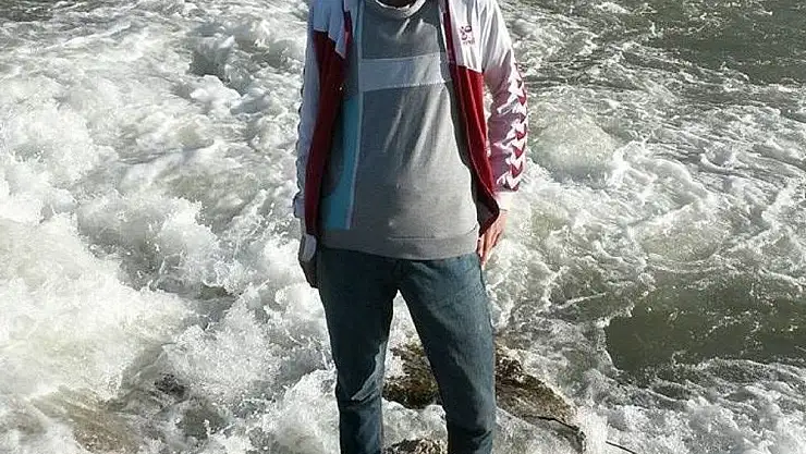 'Salıncaktan düşen genç 12 gün sonra öldü'