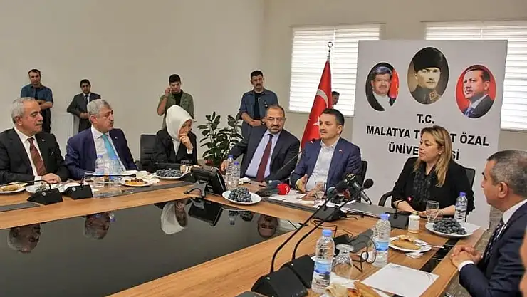 'Bakan Pakdemirli´den Turgut Özal Üniversitesine ziyaret'