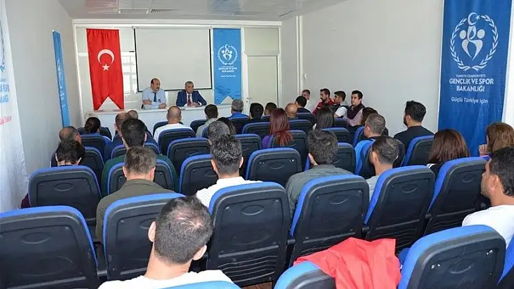 'Antrenörlerle Spor Koordinasyon ve Değerlendirme Kurulu toplantısı yapıldı'