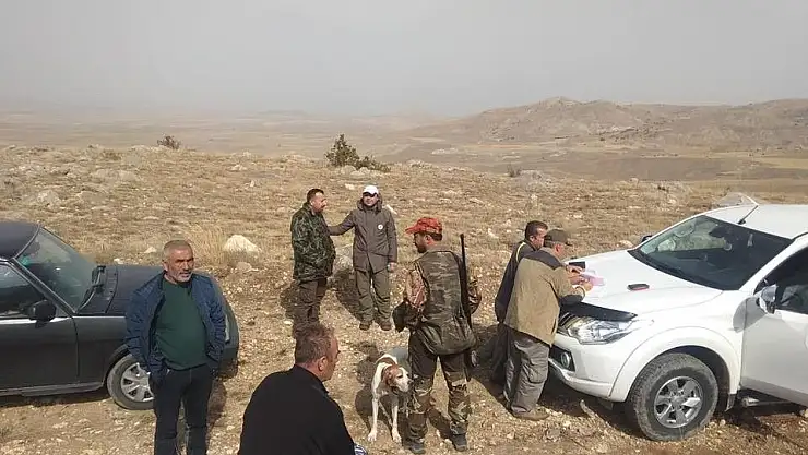 'Sivas´ta geniş kapsamlı kaçak avcı operasyonu'