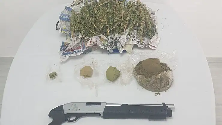 'Elazığ´da 2 kardeş uyuşturucu ile yakalandı'