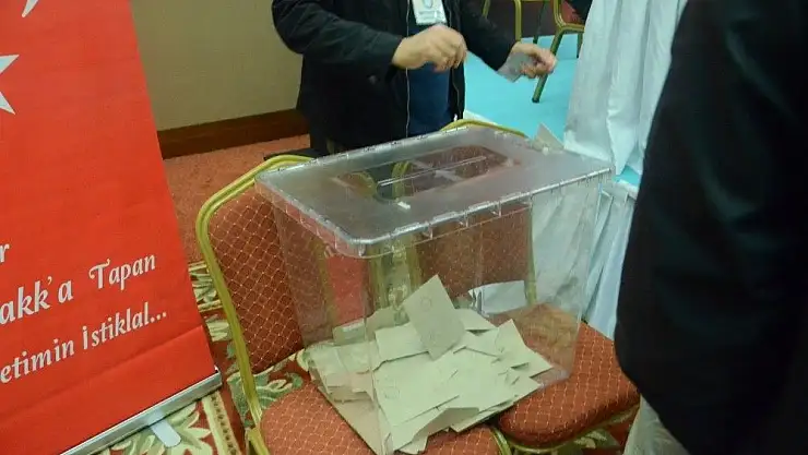 'Bem-Bir-Sen´de  Başkan Hanbay güven tazeledi'