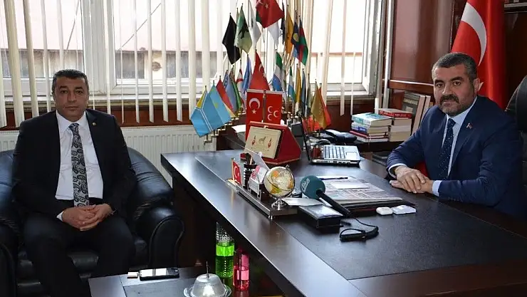 'Avşar´dan kayısı birliği önerisine destek'