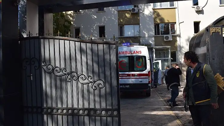 'Malatya´da bıçaklı kavga: 1´i ağır 2 yaralı'