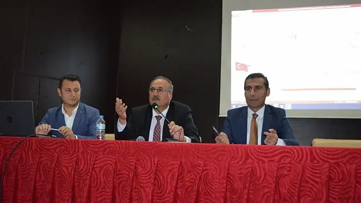 'Okul sporları değerlendirme ve bilgilendirme toplantısı yapıldı'