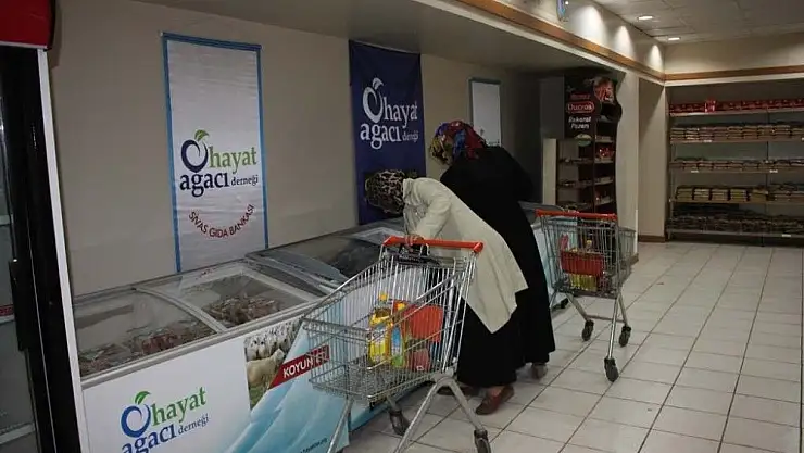 'Gıda Bankası yardımlarını sürdürüyor'