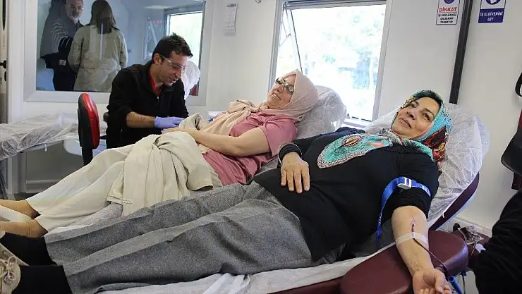 'Elazığ´da kadınlardan kan bağışına destek'